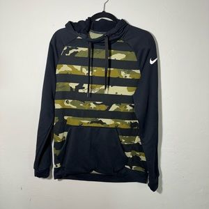 Nike Dry Fit Mens Medium Long Sleeve Pullover Camo Athletic Hoodie